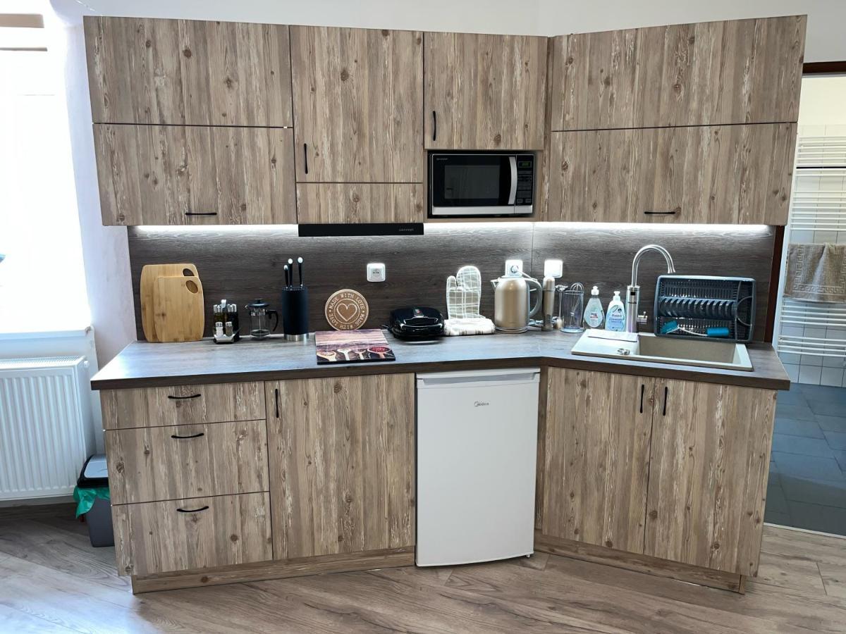 Apartmany Nezarka A Privatni Wellness Jindřichŭv Hradec Dış mekan fotoğraf