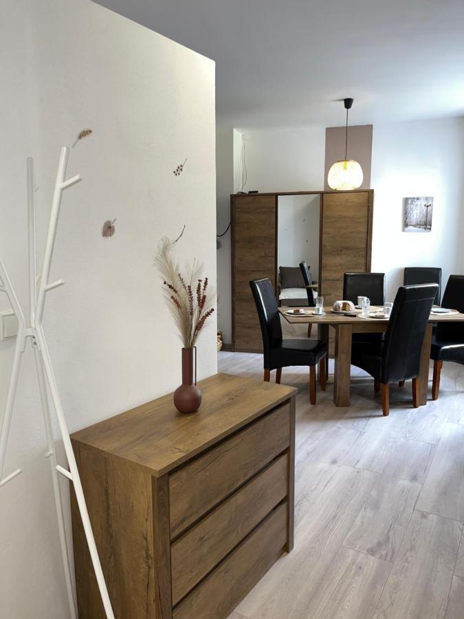 Apartmany Nezarka A Privatni Wellness Jindřichŭv Hradec Dış mekan fotoğraf