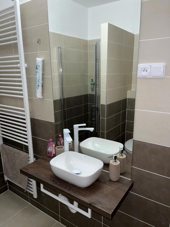 Apartmany Nezarka A Privatni Wellness Jindřichŭv Hradec Dış mekan fotoğraf