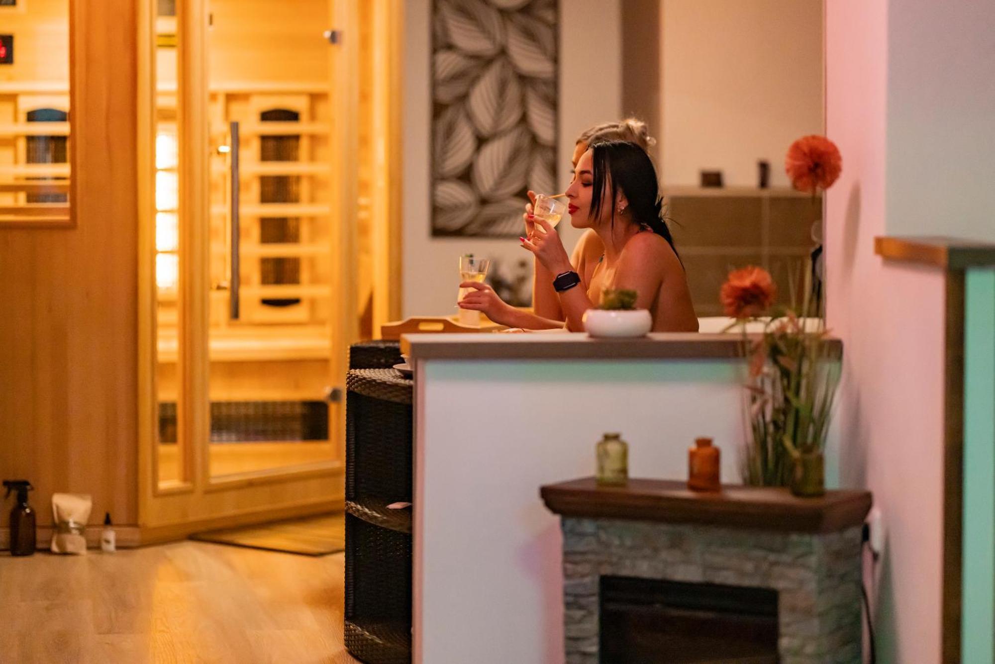 Apartmany Nezarka A Privatni Wellness Jindřichŭv Hradec Dış mekan fotoğraf