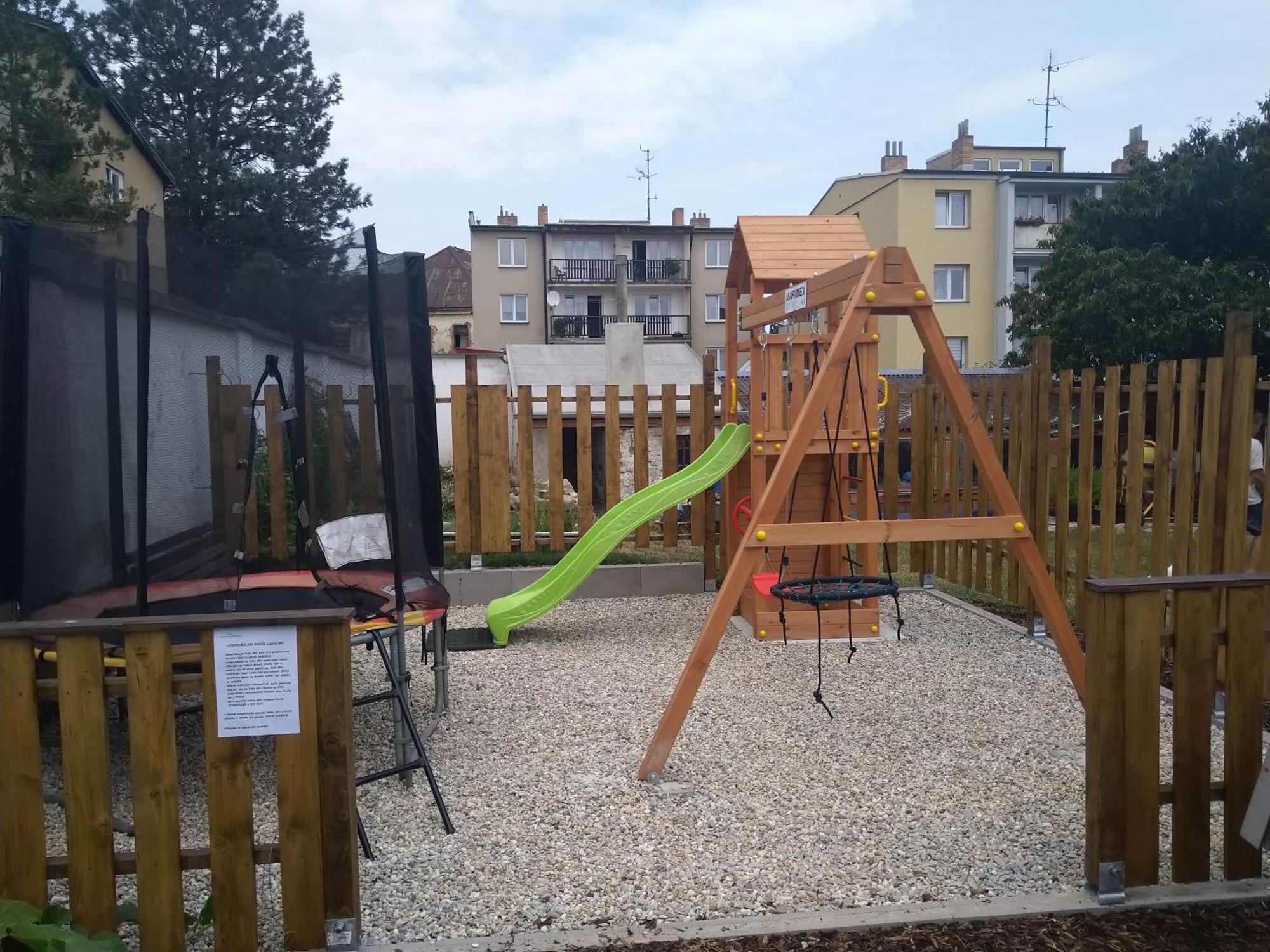Apartmany Nezarka A Privatni Wellness Jindřichŭv Hradec Dış mekan fotoğraf